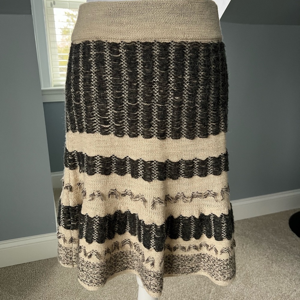Sparrow by Anthropologie textured skirt Size Small